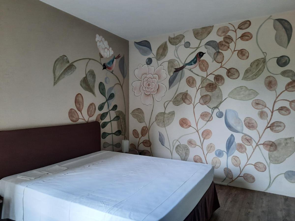 Le Maddalene B&B Авиляна Екстериор снимка
